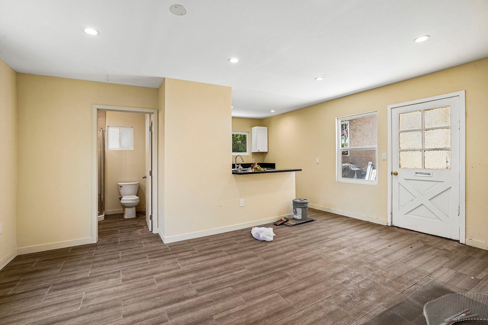 1_2 E 89th St-S2606-007.jpg