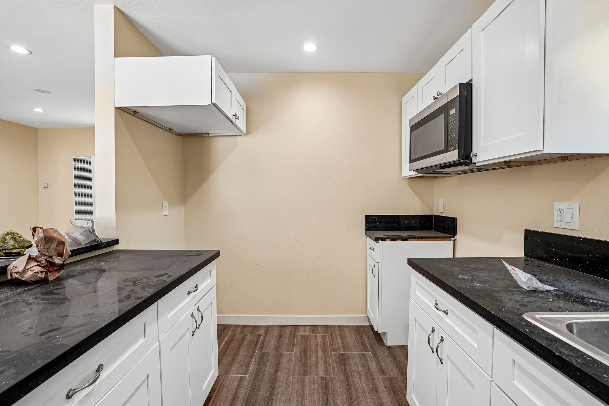 1_2 E 89th St-S2606-010.jpg
