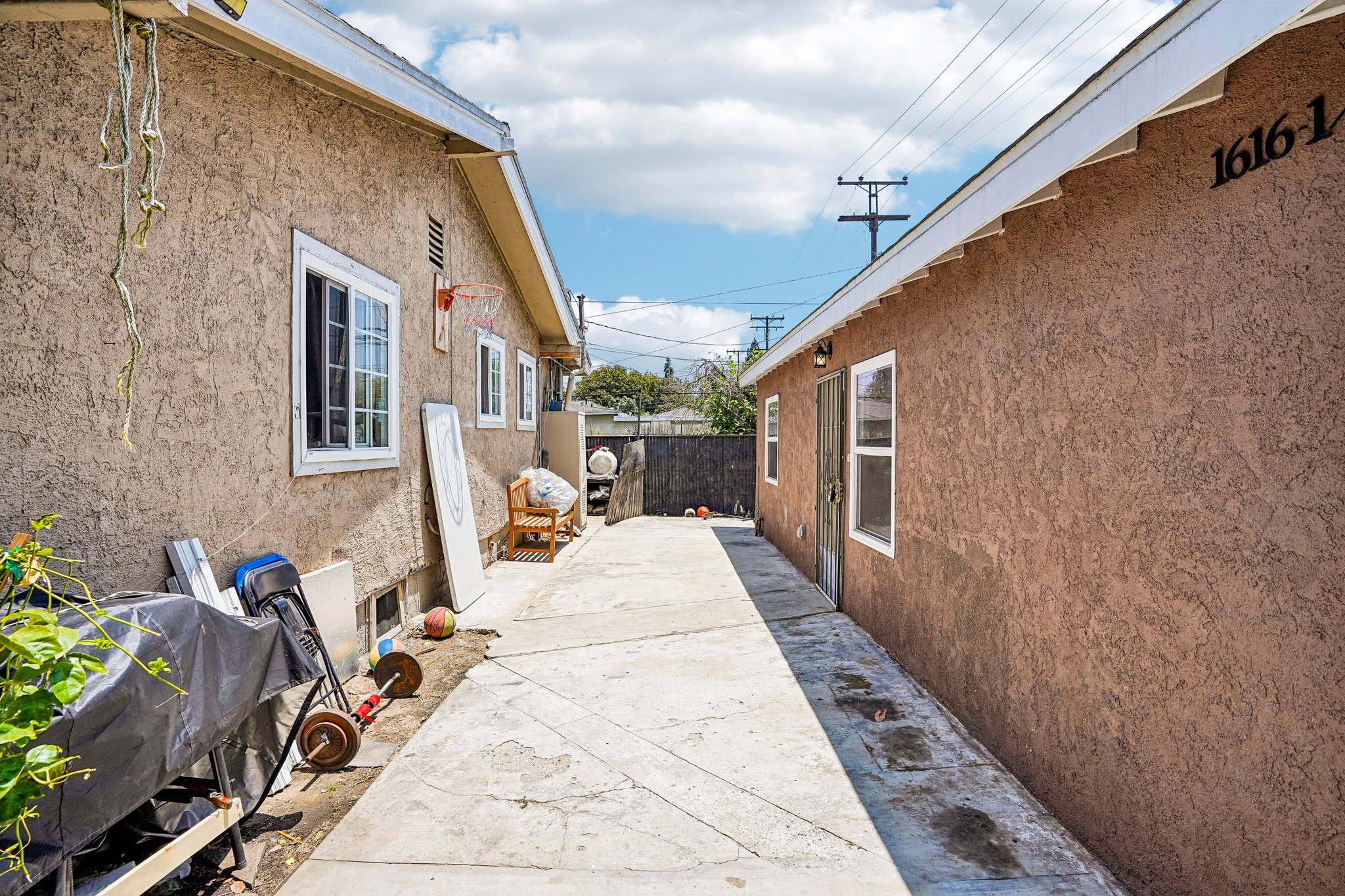1_2 E 89th St-S2606-017.jpg
