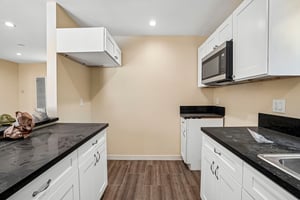 1_2 E 89th St-S2606-010.jpg