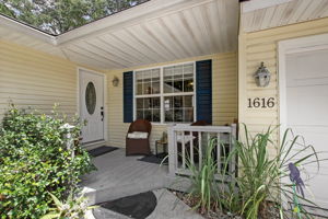 Front Entry Detail