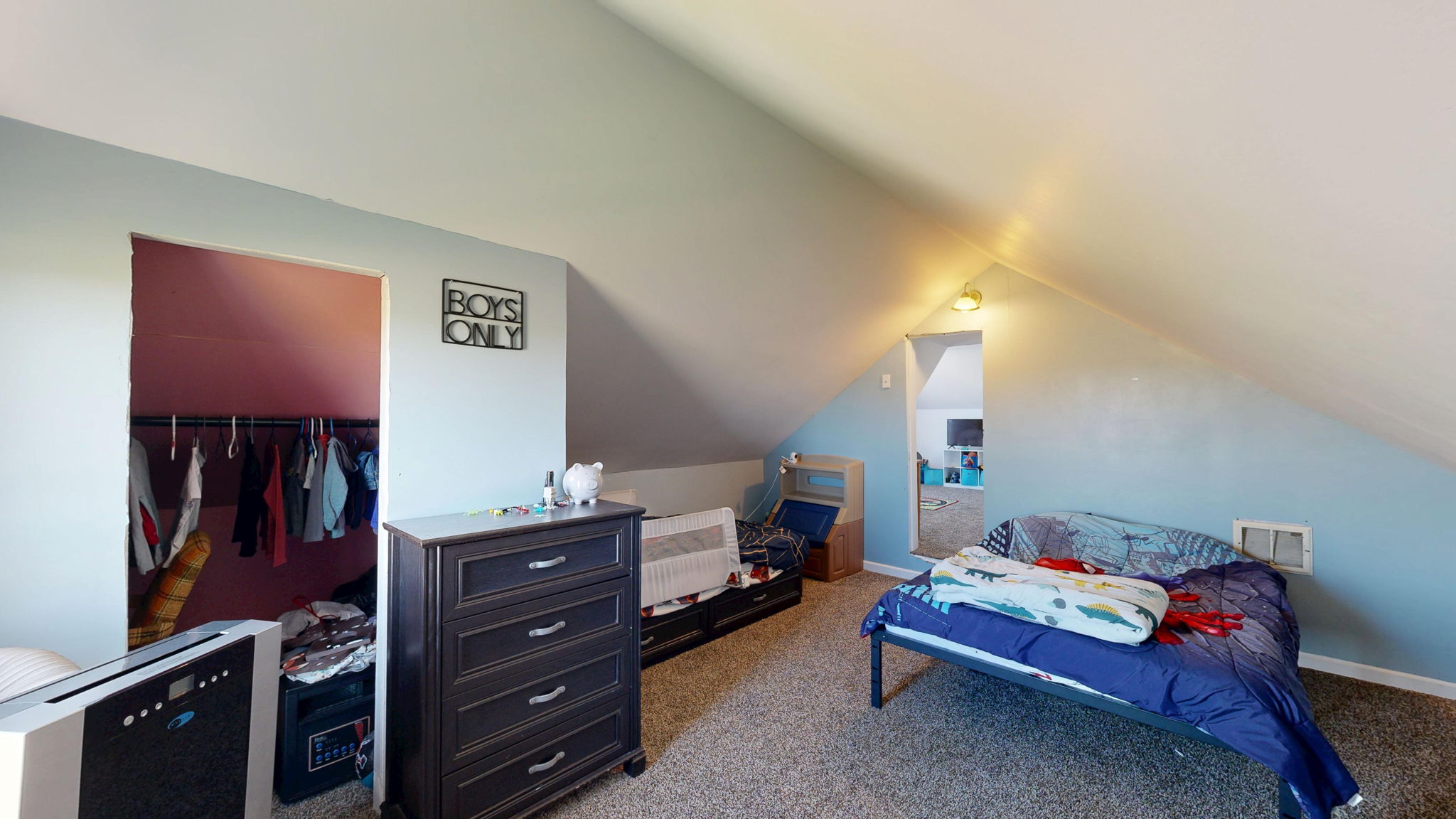  Photo 41