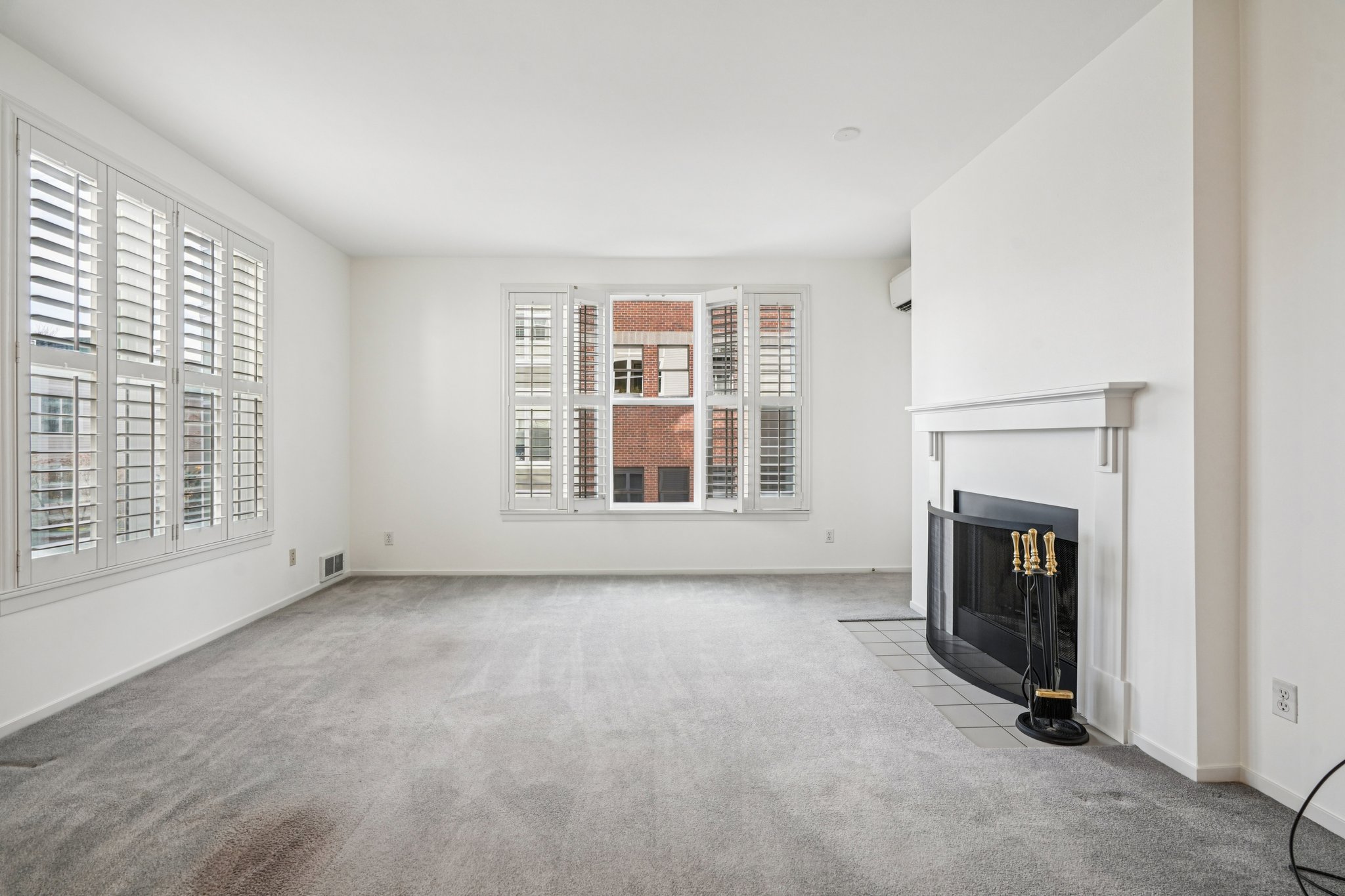 S Harbor Way-S2011-008.jpg