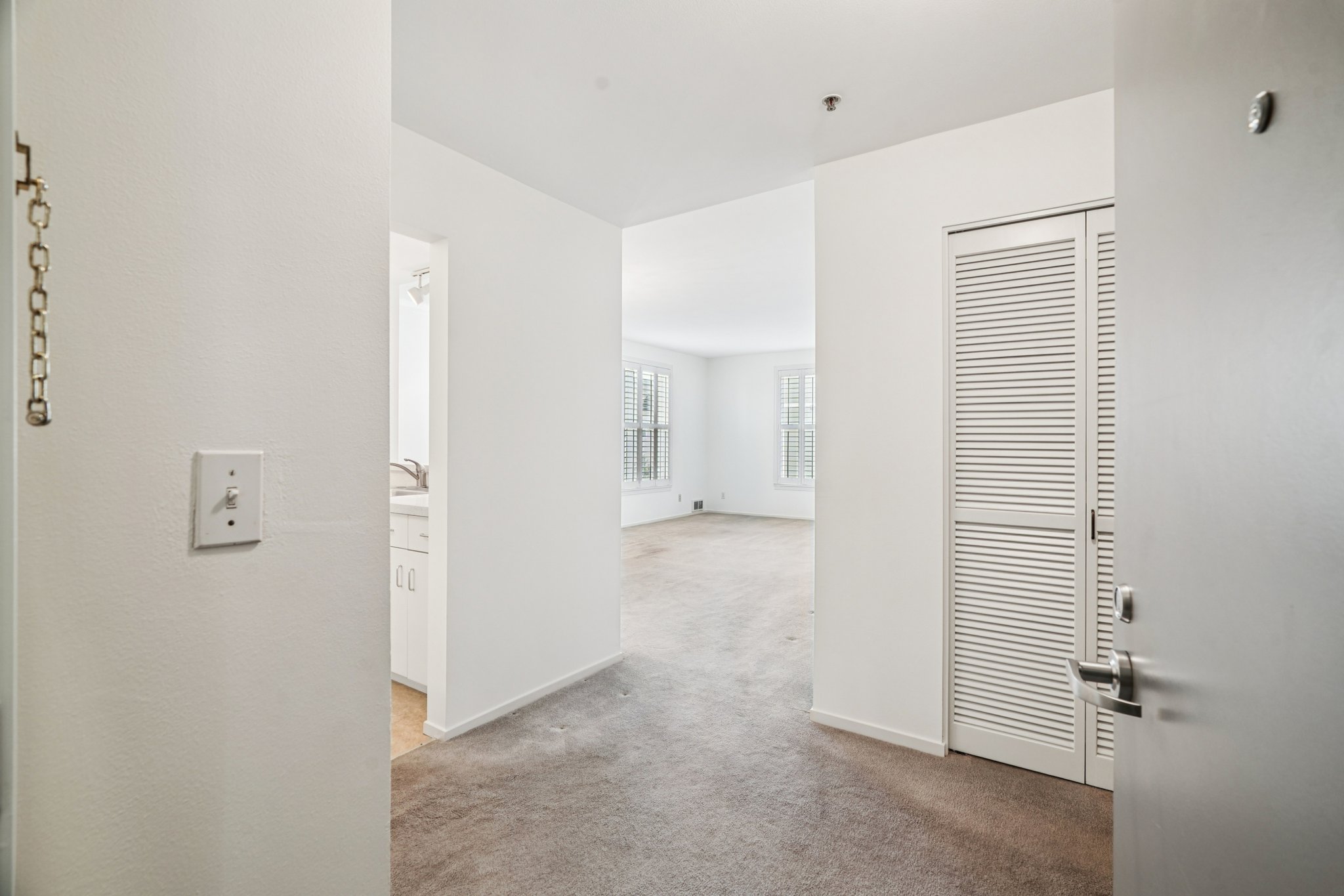 S Harbor Way-S2011-026.jpg