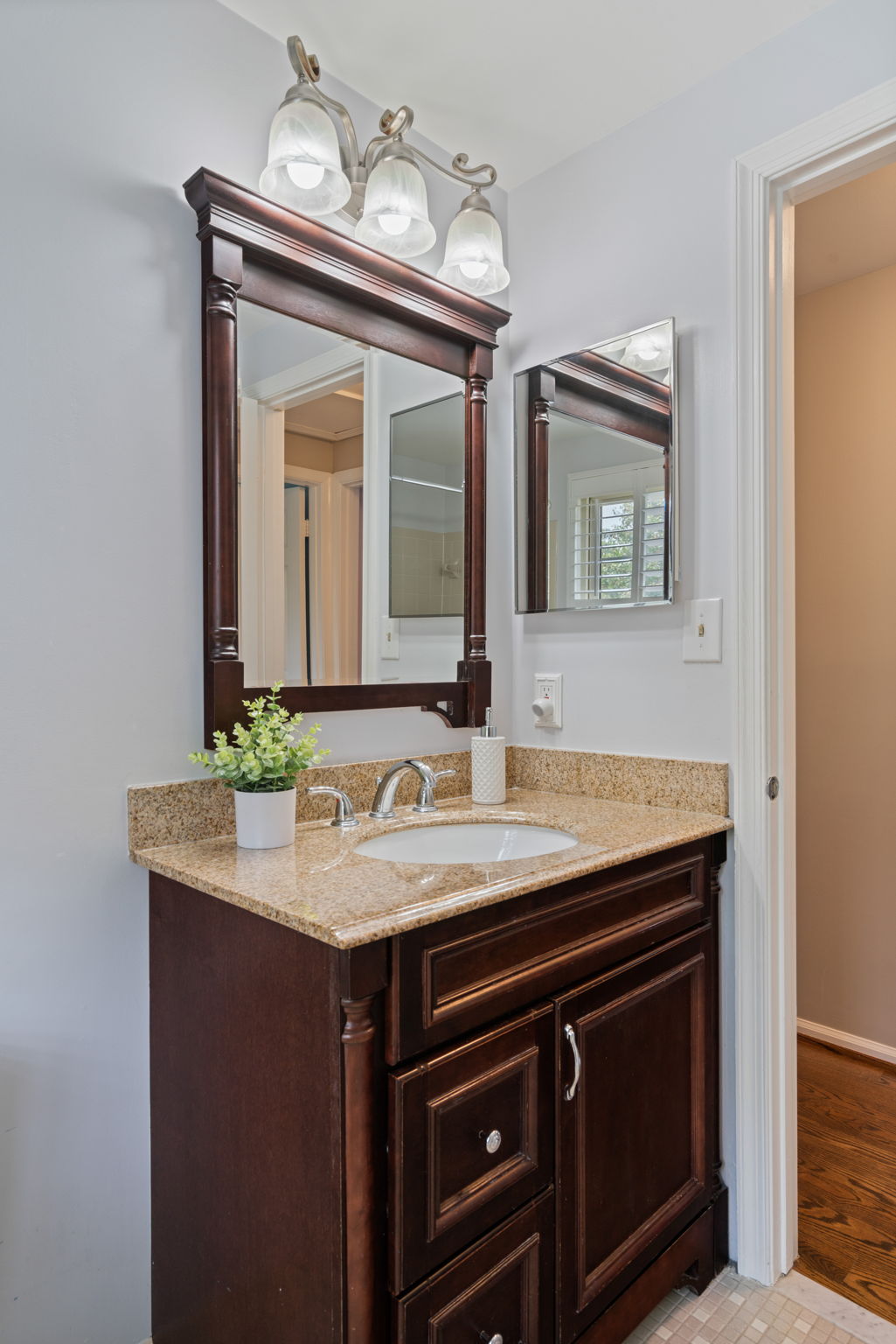 Full Bath- 2nd floor hall