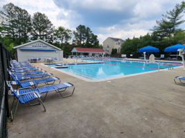 Kingston Chase Pool- a 4 minute walk away!