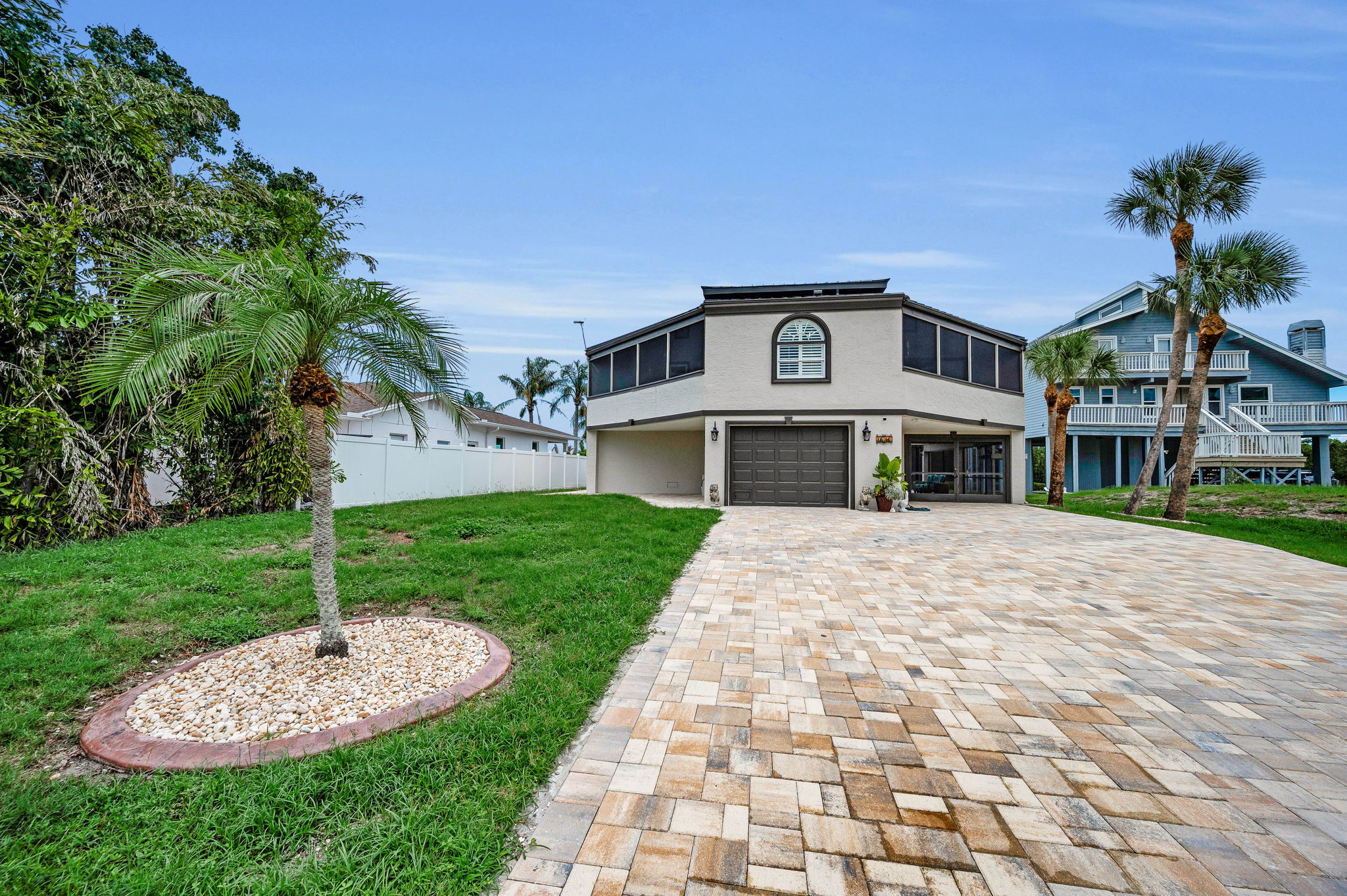 Front Exterior42