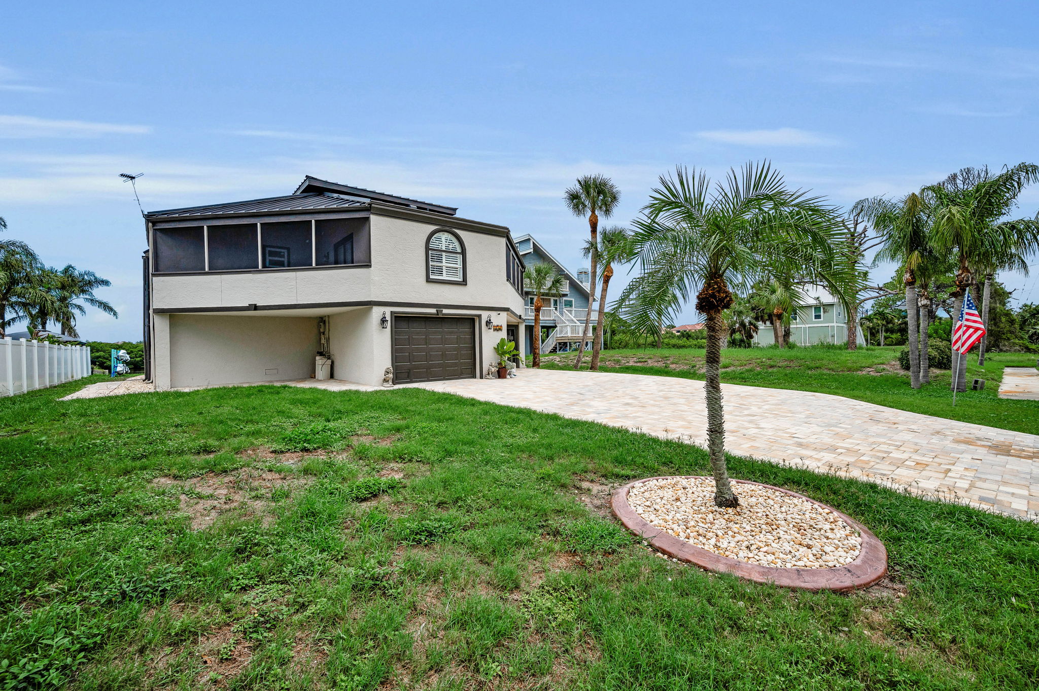 Front Exterior44