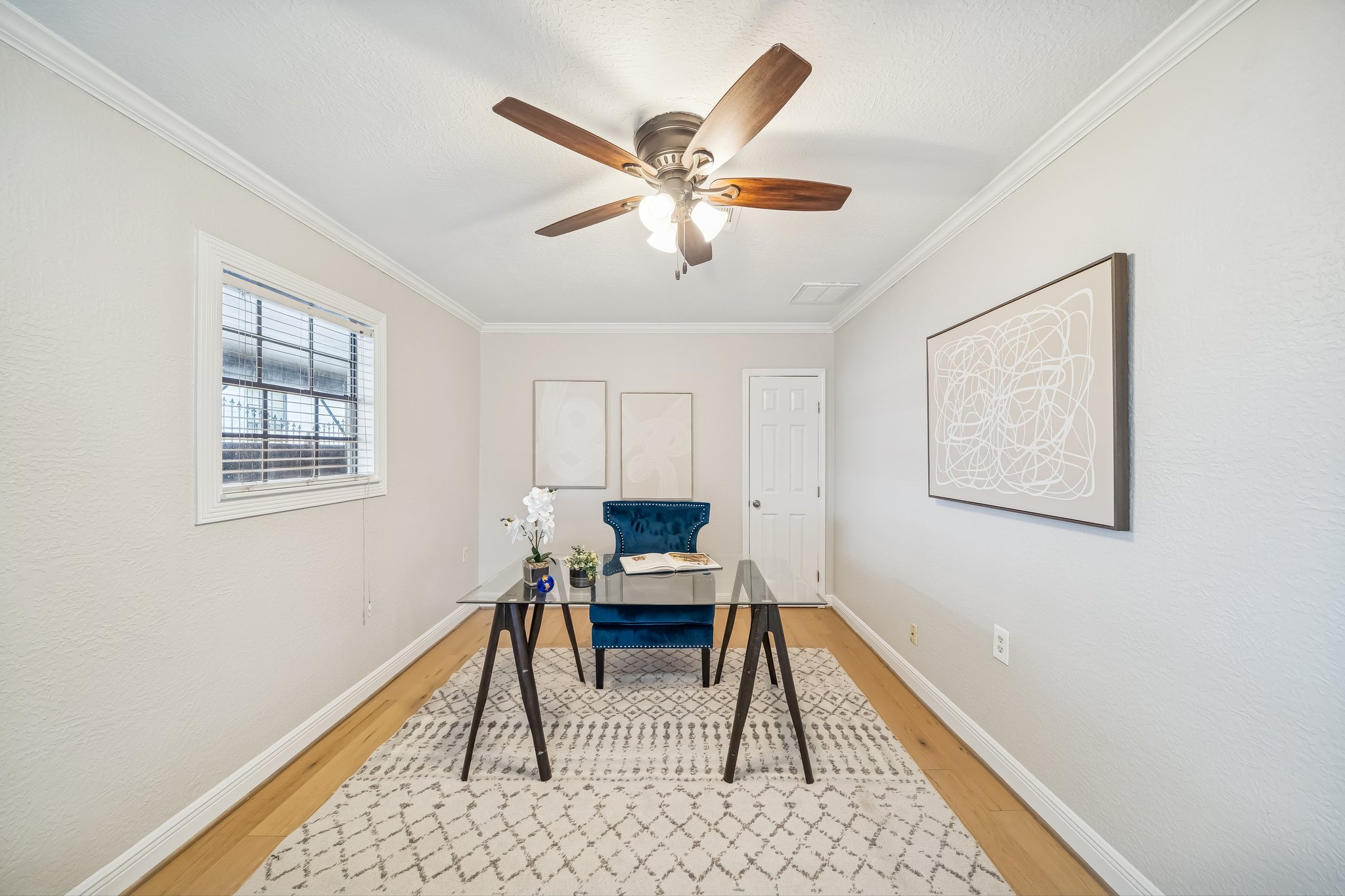 1616 Tabor St, Houston, TX 77009-014.jpg