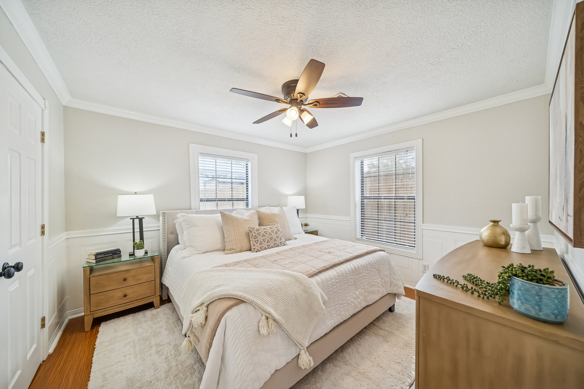 1616 Tabor St, Houston, TX 77009-023.jpg