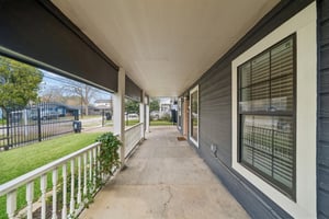 1616 Tabor St, Houston, TX 77009-006.jpg