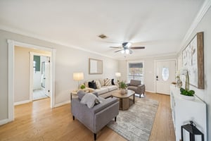 1616 Tabor St, Houston, TX 77009-012.jpg