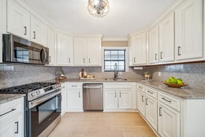 1616 Tabor St, Houston, TX 77009-021.jpg