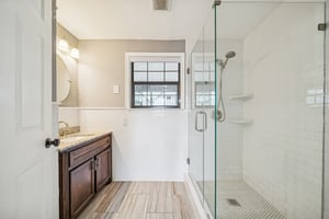 1616 Tabor St, Houston, TX 77009-030.jpg