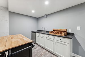 24_Interior