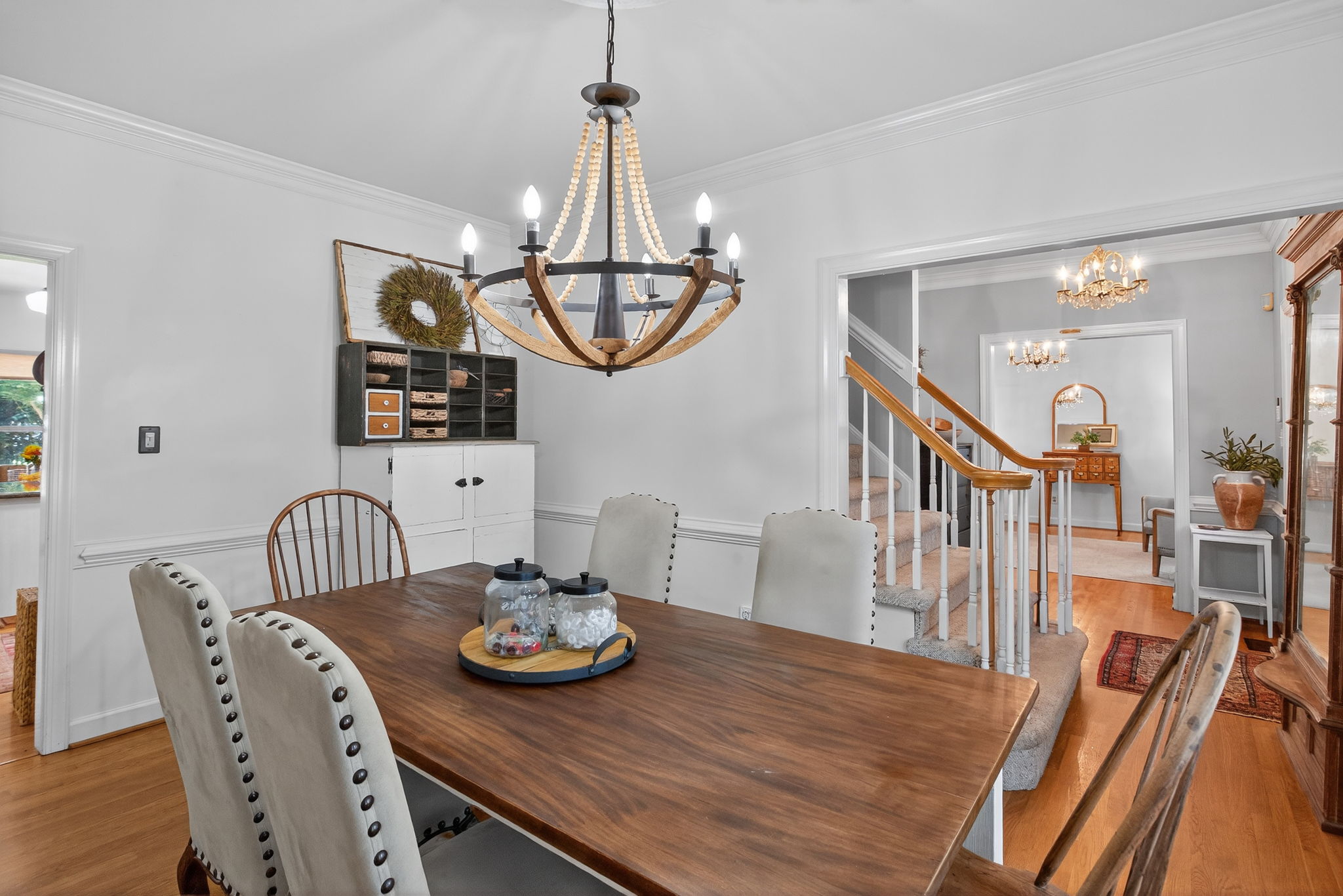 Charming dining area with a smooth, uninterrupted flow—ideal for entertaining.