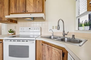 W Schwartz Blvd-S3004-019.jpg