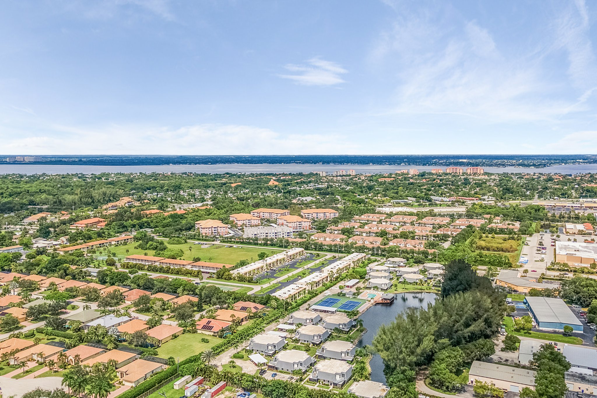 16161 Amberwood Lake Ct 2, Fort Myers, FL 33908 VisualPRO Photography