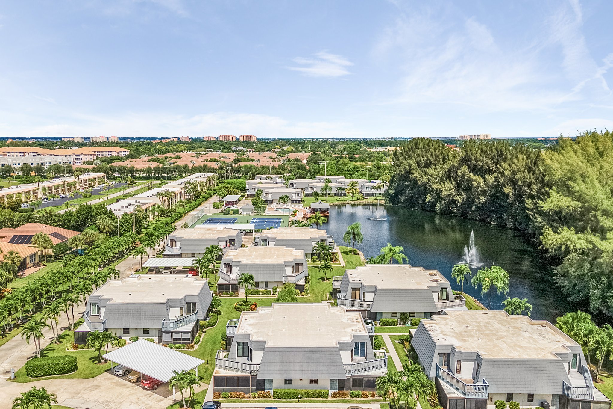 16161 Amberwood Lake Ct 2, Fort Myers, FL 33908 VisualPRO Photography