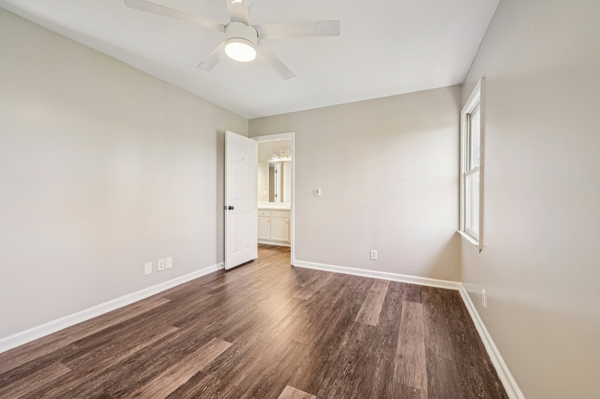 Beckham Dr-S2801-036.jpg