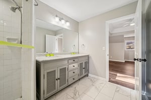 Beckham Dr-S2801-034.jpg