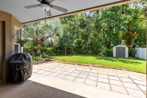 Covered Back Porch/Patio