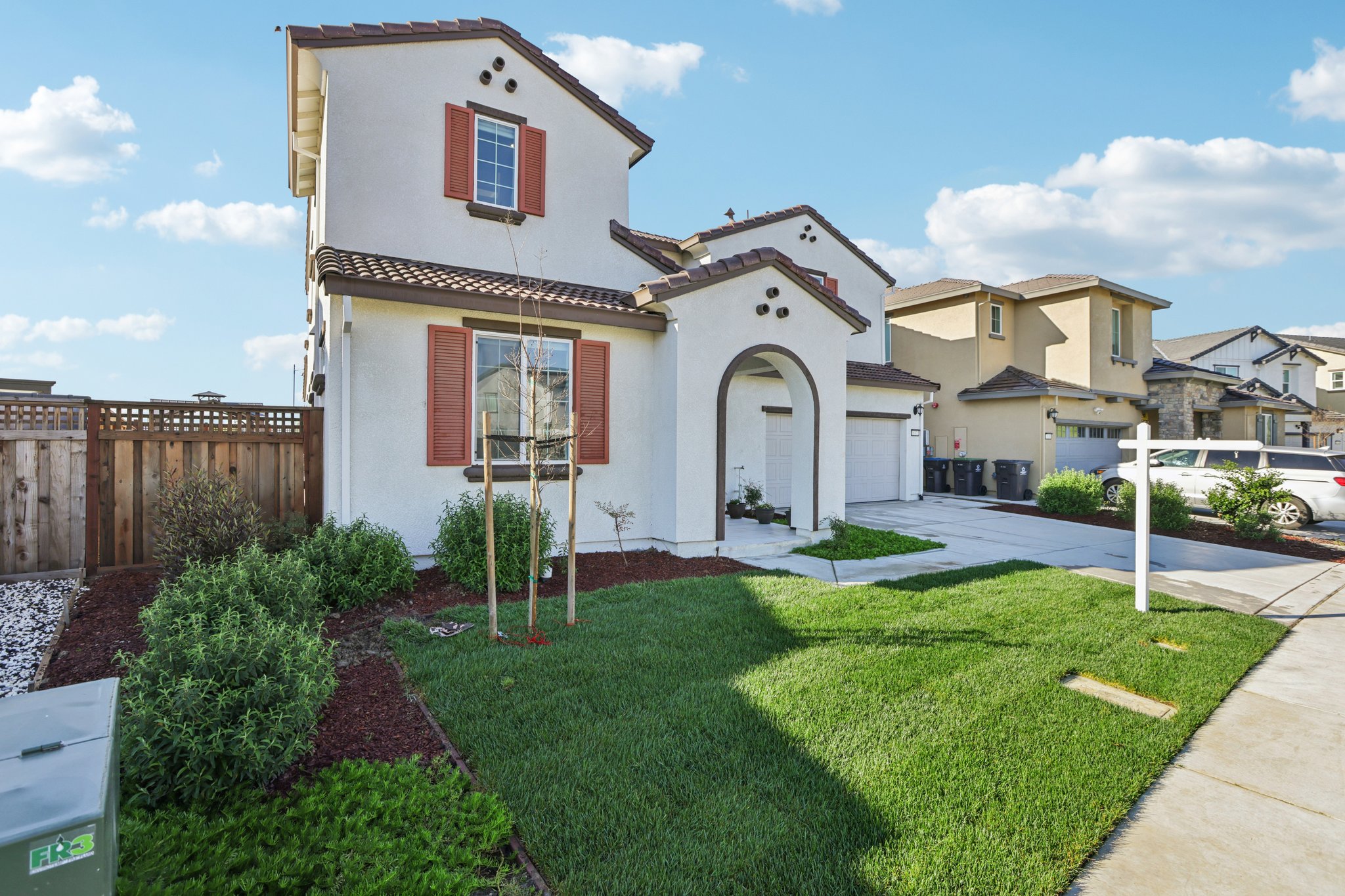 Abernathy Ct-S0403-003.jpg