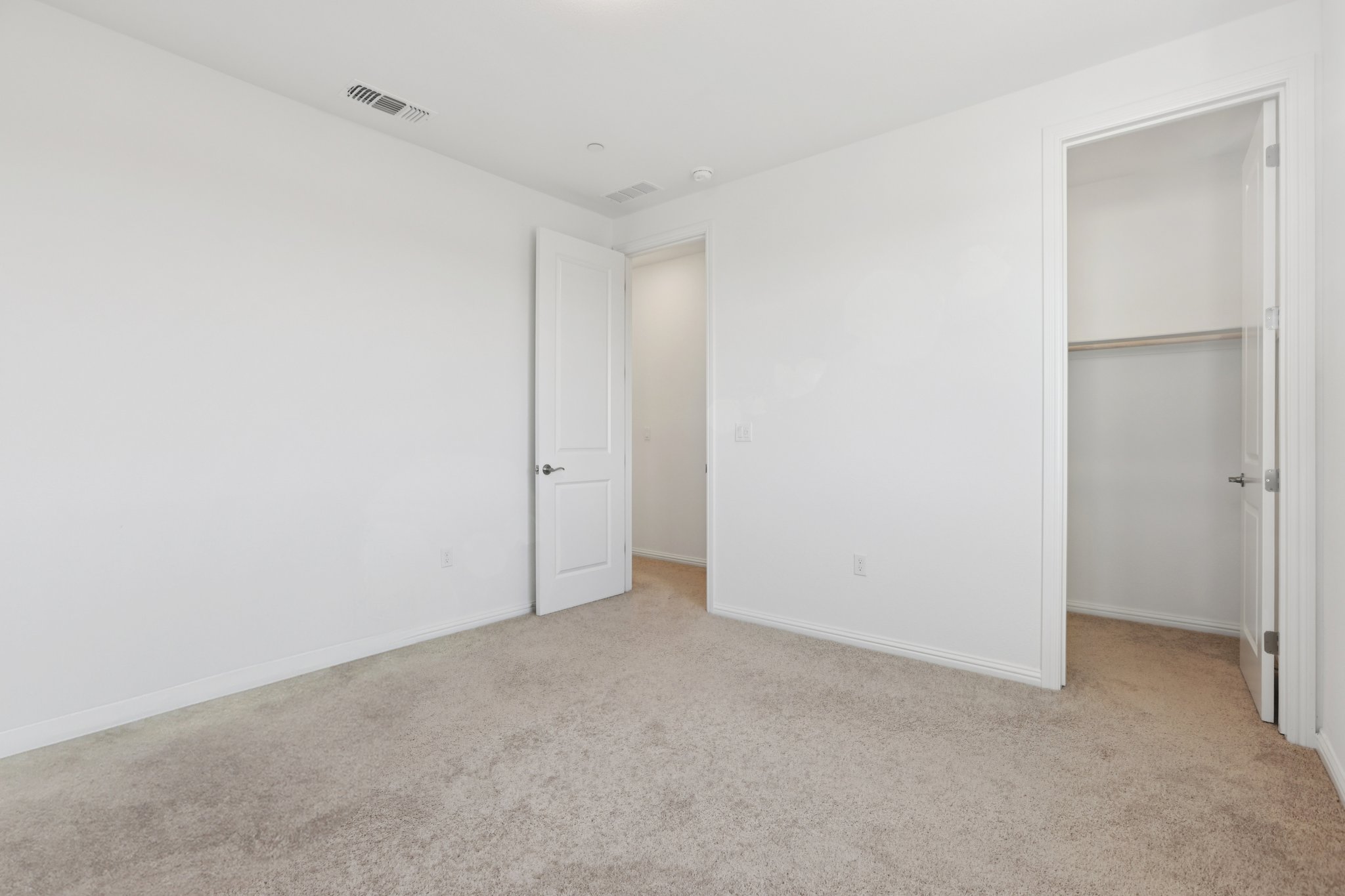 Abernathy Ct-S0403-032.jpg