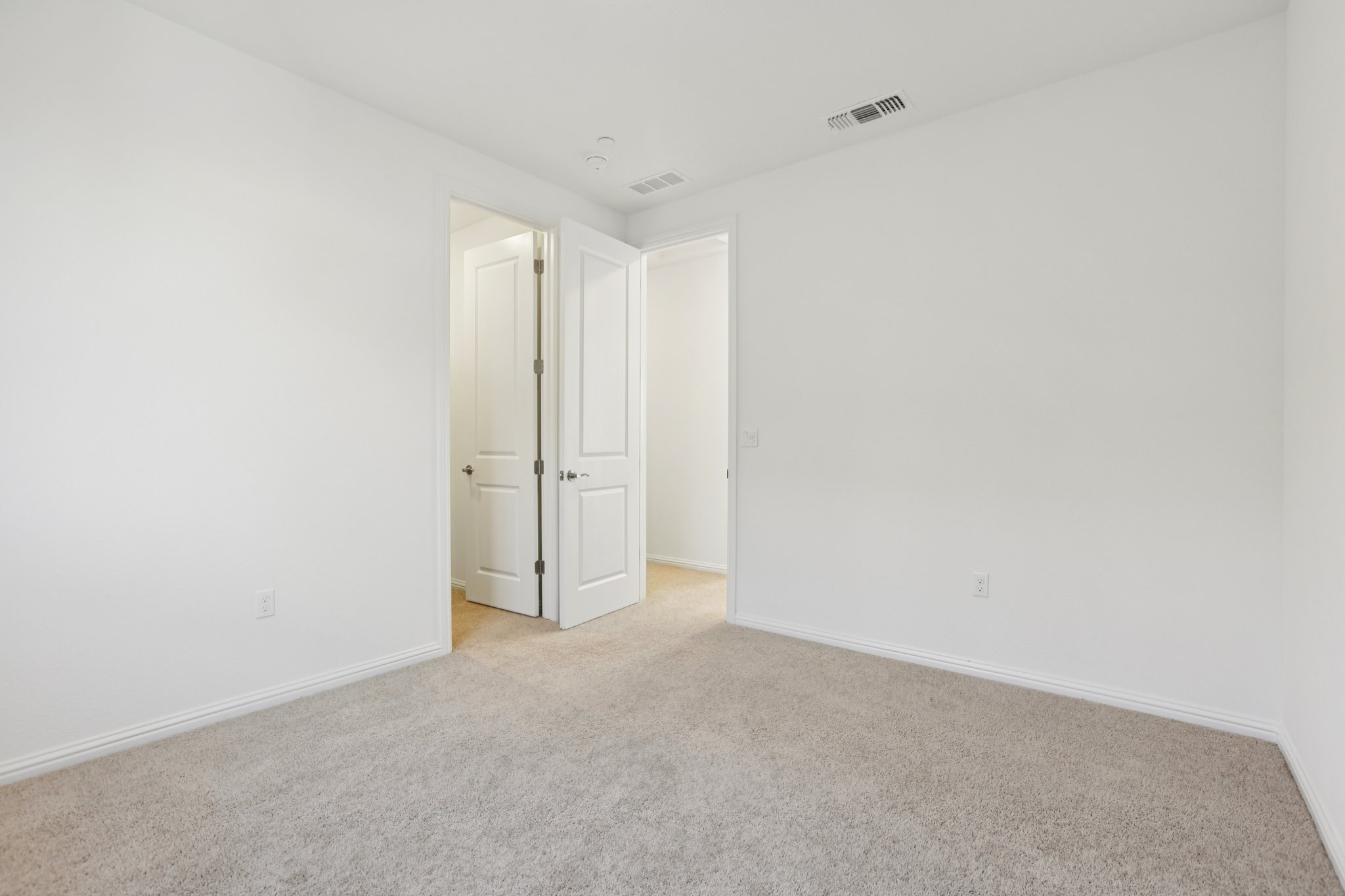 Abernathy Ct-S0403-037.jpg