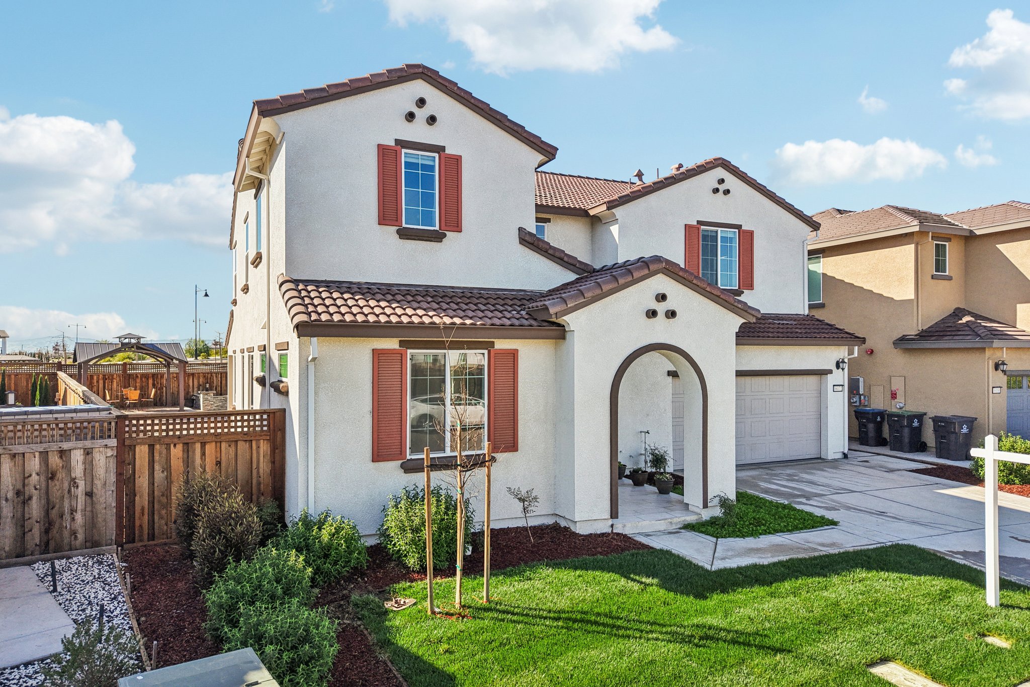 Abernathy Ct-S0403-068.jpg