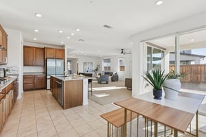 Abernathy Ct-S0403-015.jpg