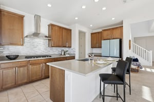 Abernathy Ct-S0403-016.jpg