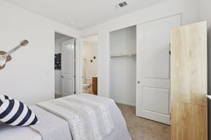 Abernathy Ct-S0403-021.jpg