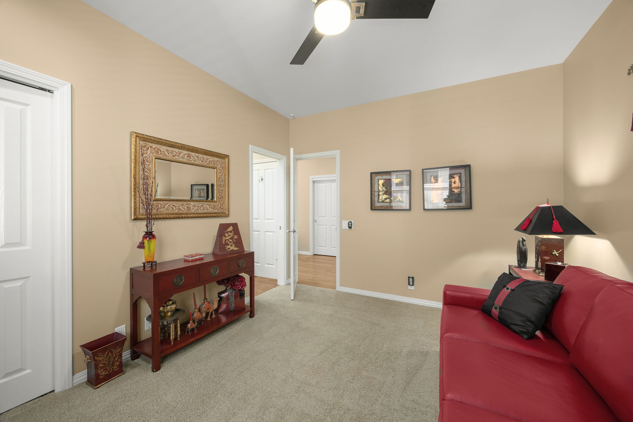  Photo 23