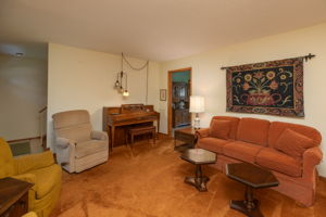 06-Living Room