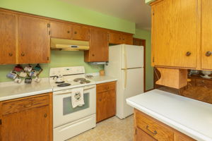 13-Kitchen