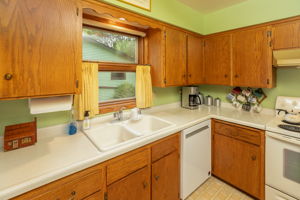 14-Kitchen