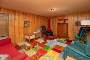 25-Family Room