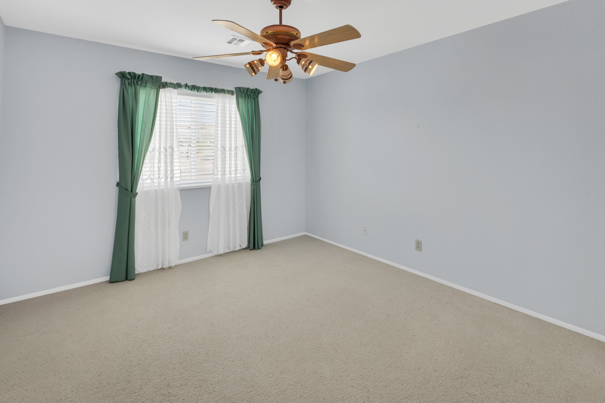 Bedroom 4 - 2nd Floor