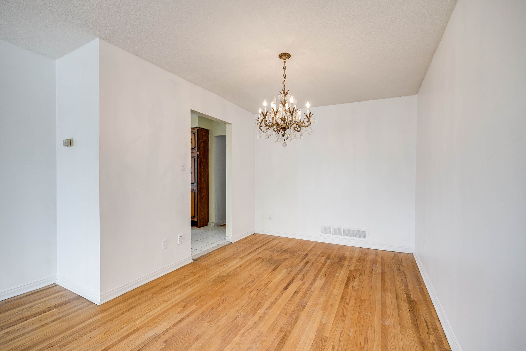 Mississauga property showcase — delivered property photograph 13