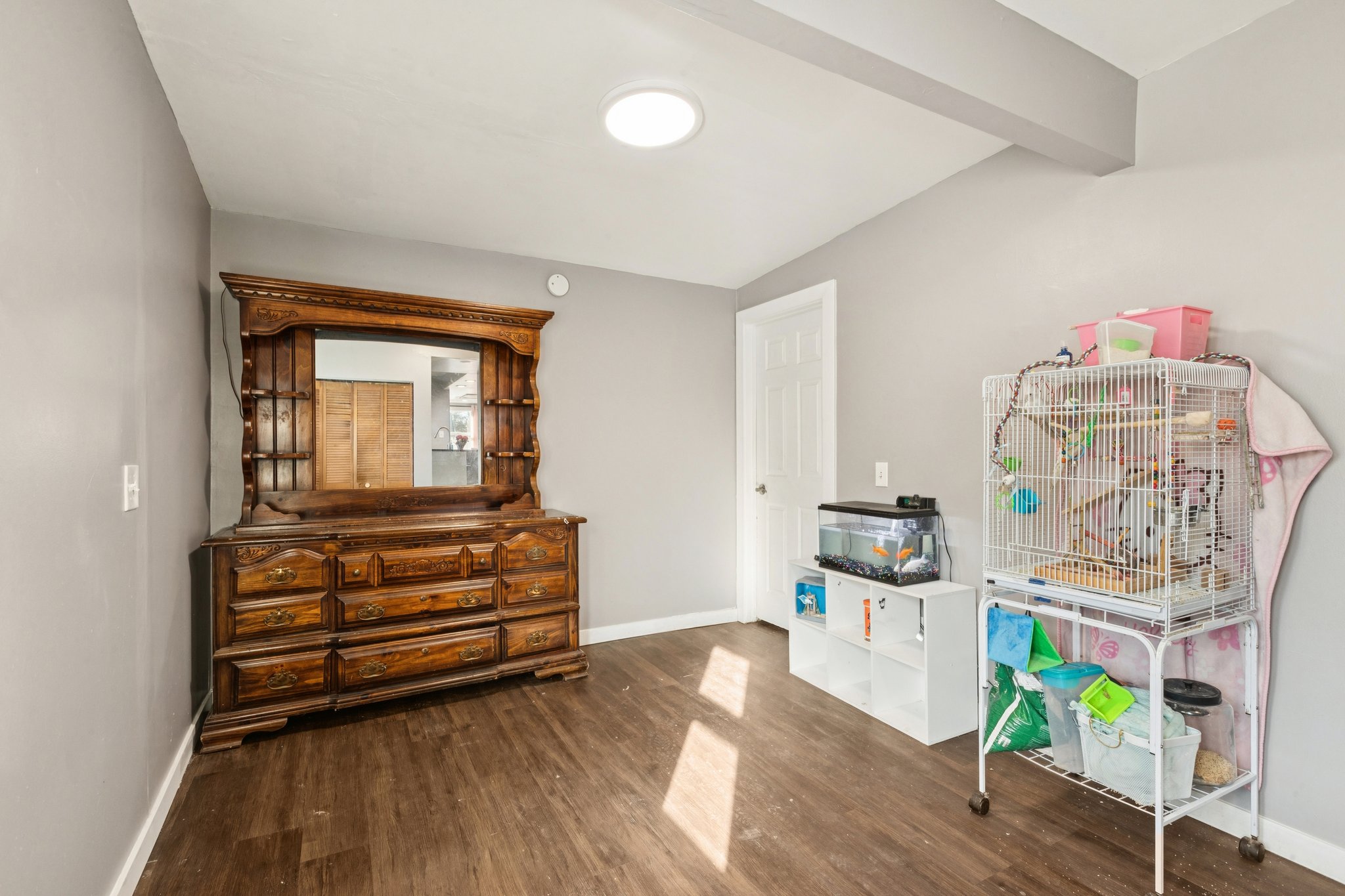 1618 Round Lake Dr-S1202-019.jpg