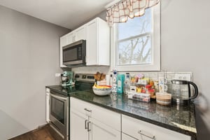 1618 Round Lake Dr-S1202-009.jpg