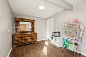 1618 Round Lake Dr-S1202-019.jpg