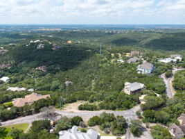  Photo 0