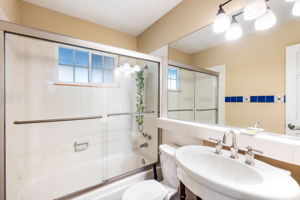 2023-12-06 - 1619 Baywood Ln Davis CA 95618 35