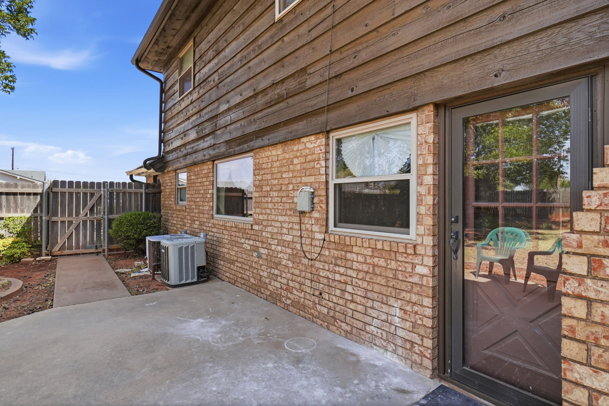  Photo 53