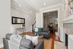 1619 Marion St NW, Washington, DC 20001, USA Photo 8