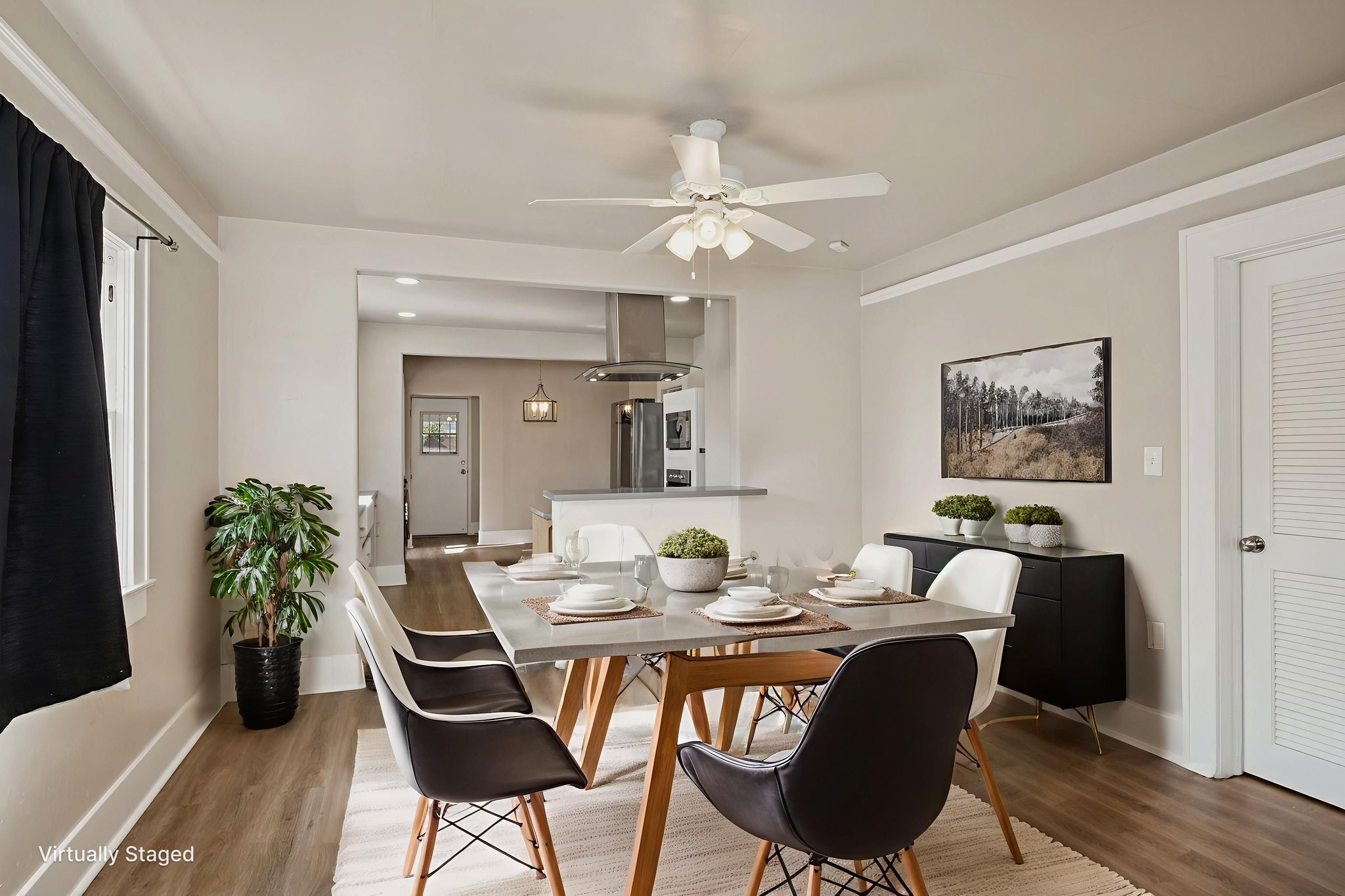 1619nArthurAve_07 virtually staged.jpeg