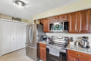 Norman Ave-S1507-018.jpg