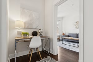 1619 W Bryn Mawr Ave_015.jpg